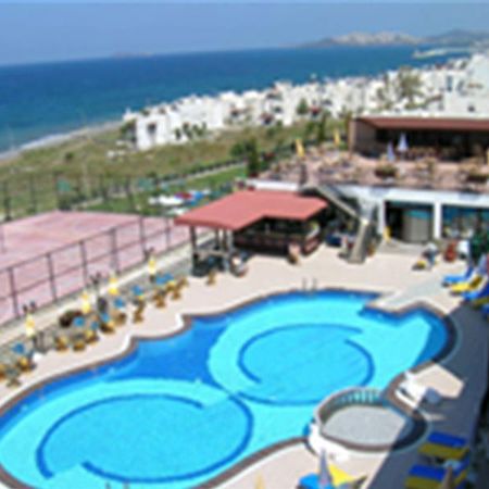 Violin Apartments Тургутрейс Экстерьер фото